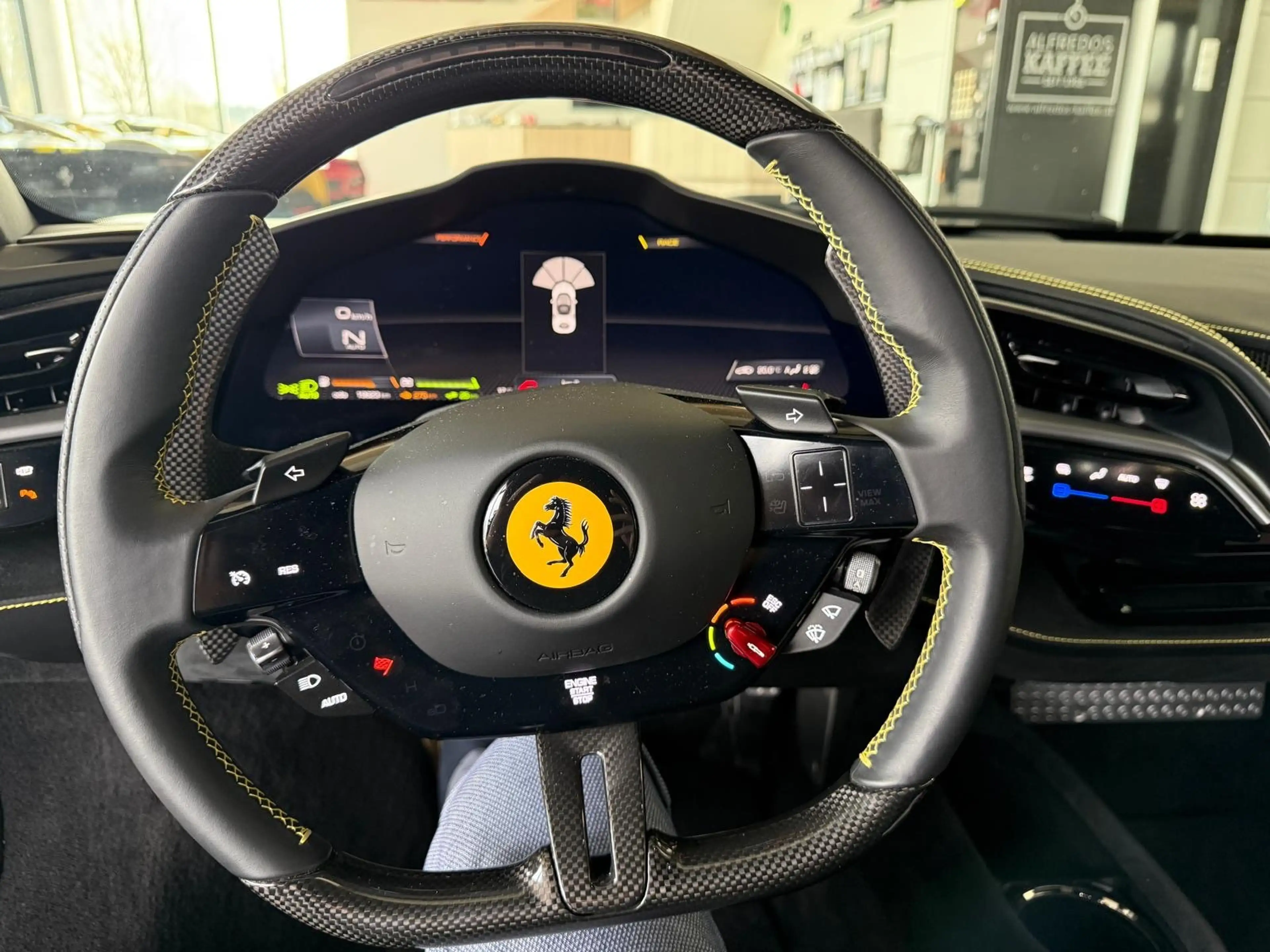 Ferrari SF90 Stradale — photo 3