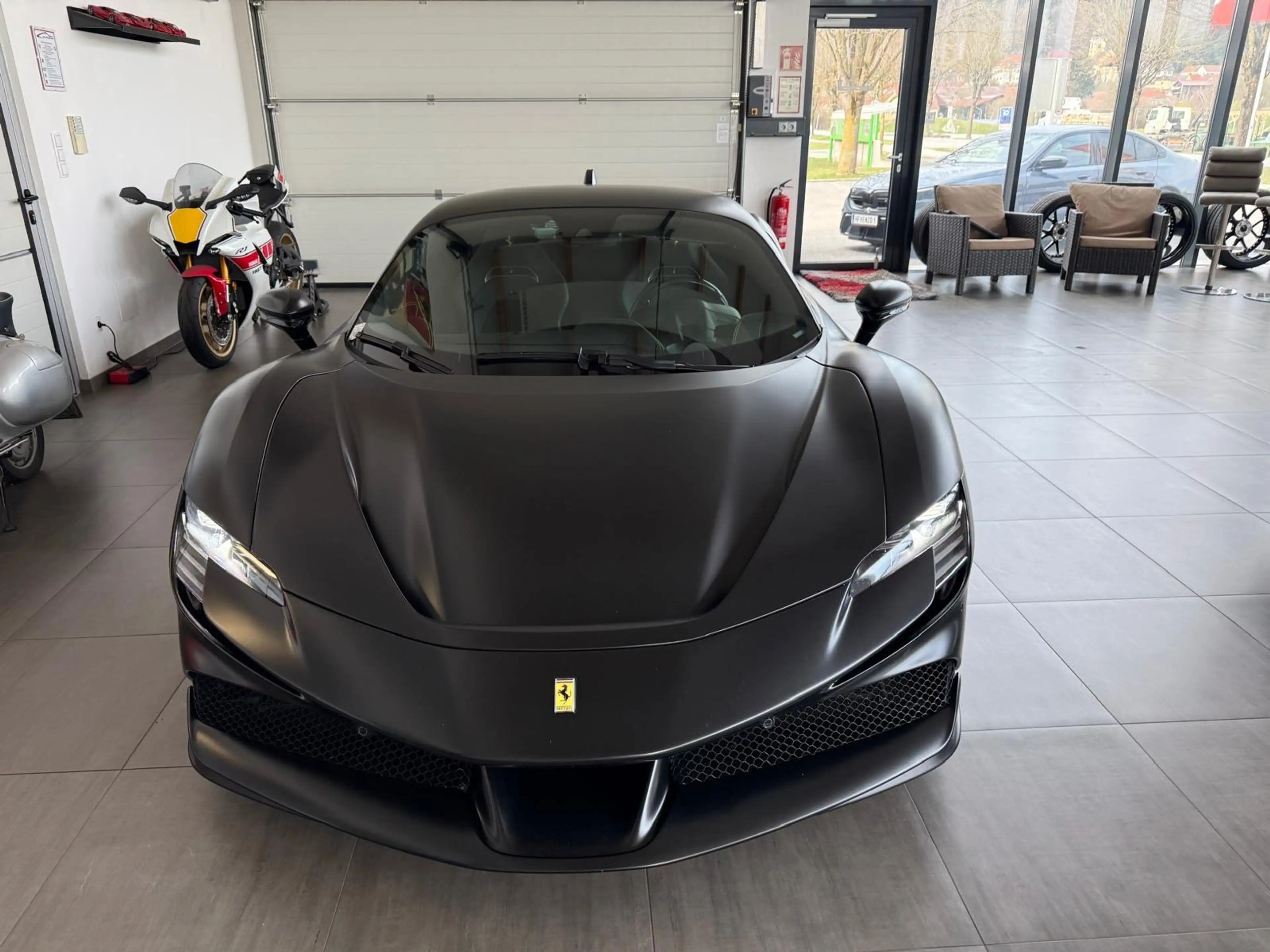 Ferrari SF90 Stradale — photo 6