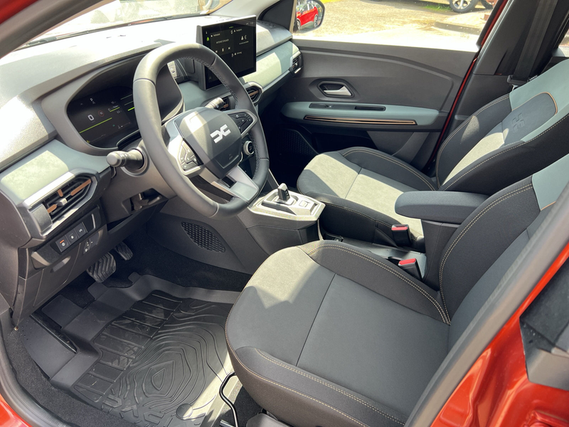 Dacia Jogger ECO-G 120 auto Extreme 5-S SHZ+LED+PDC — photo 5