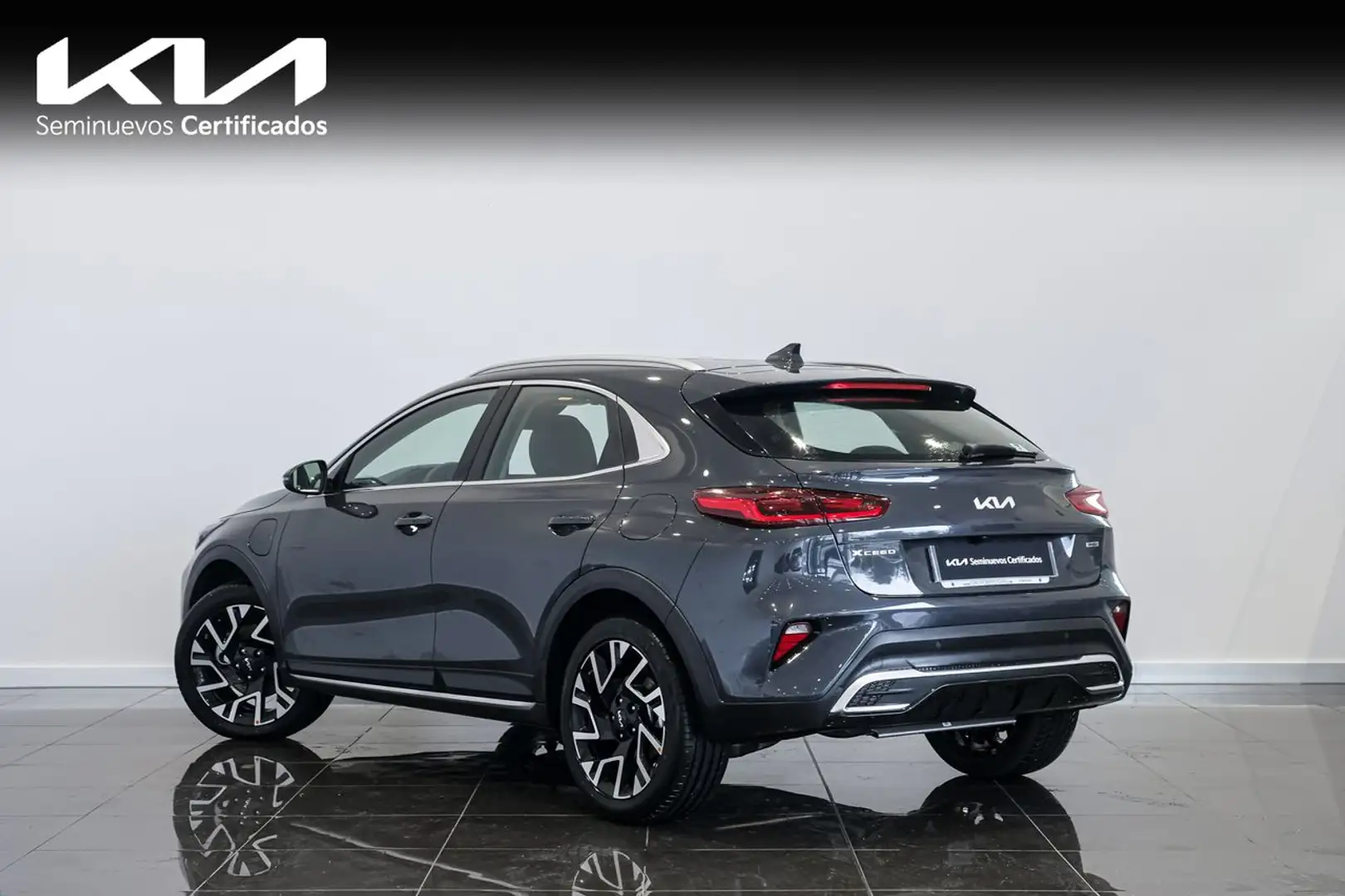 Kia XCeed 1.6 PHEV eTECH Grijs - 2