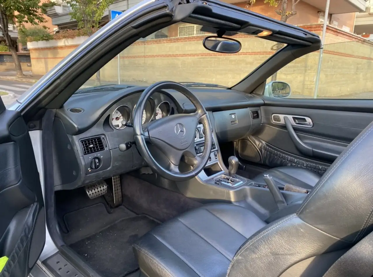 Mercedes-Benz SLK 320 V6, foto 7