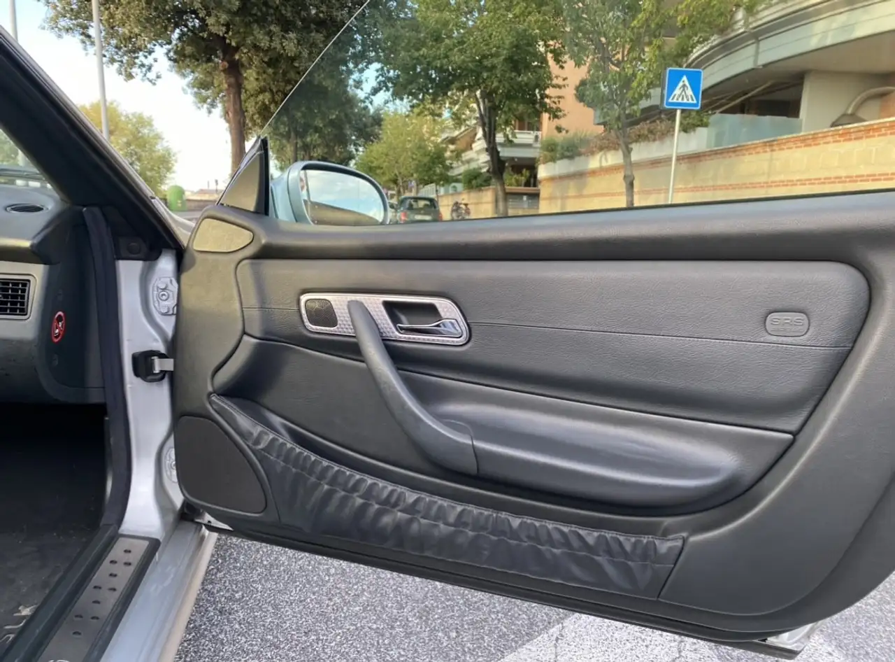 Mercedes-Benz SLK 320 V6, foto 12