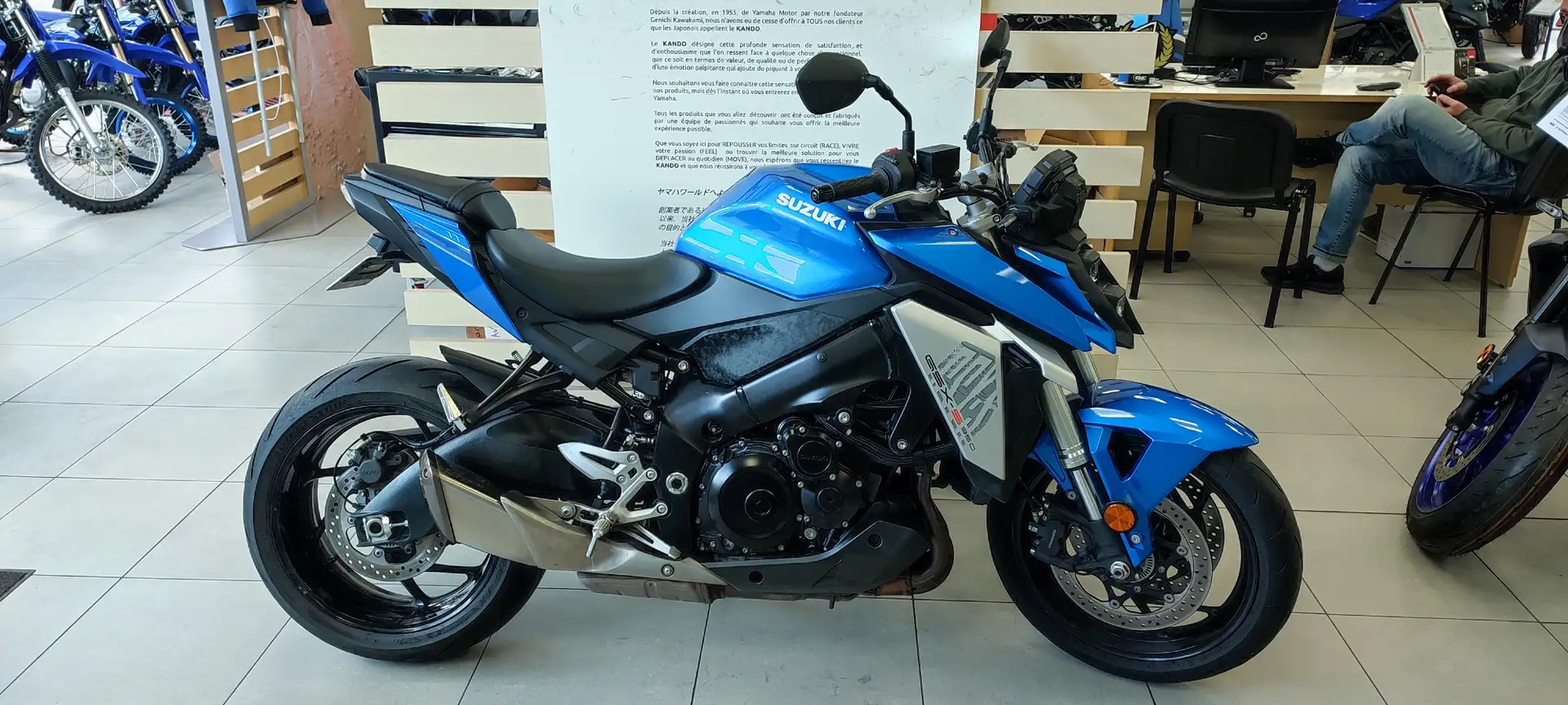 Suzuki GSX-S 950 Azul - 1