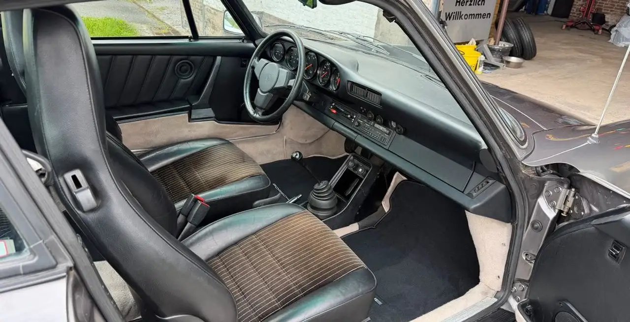 Porsche 911 Carrera 3.2 Gris meteor, foto 8