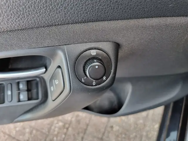 Volkswagen Polo view 28
