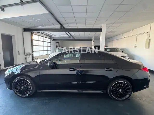 Mercedes-Benz CLA view 9