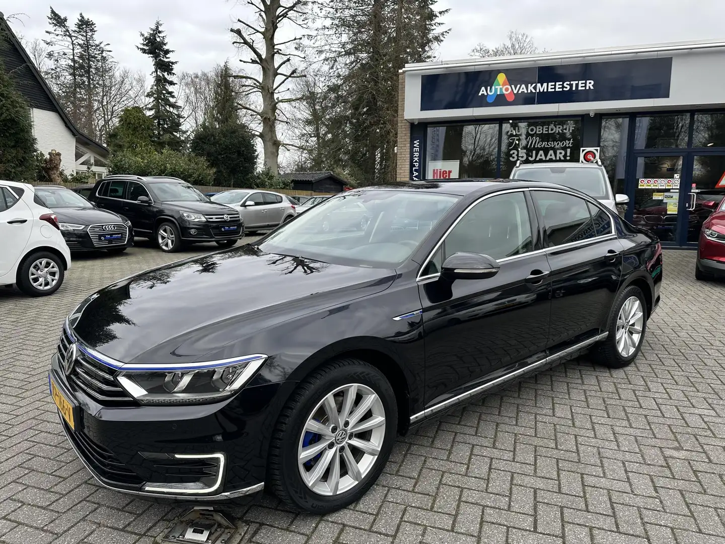Volkswagen Passat 1.4 TSI GTE 218PK Connected Series Navi|LED|DAB|Ca Zwart - 2