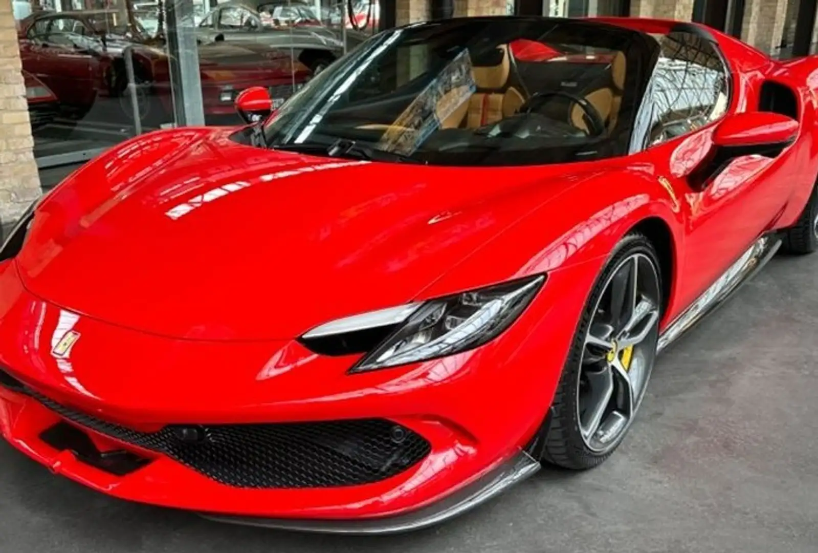 Ferrari 296 GTS Rojo - 1