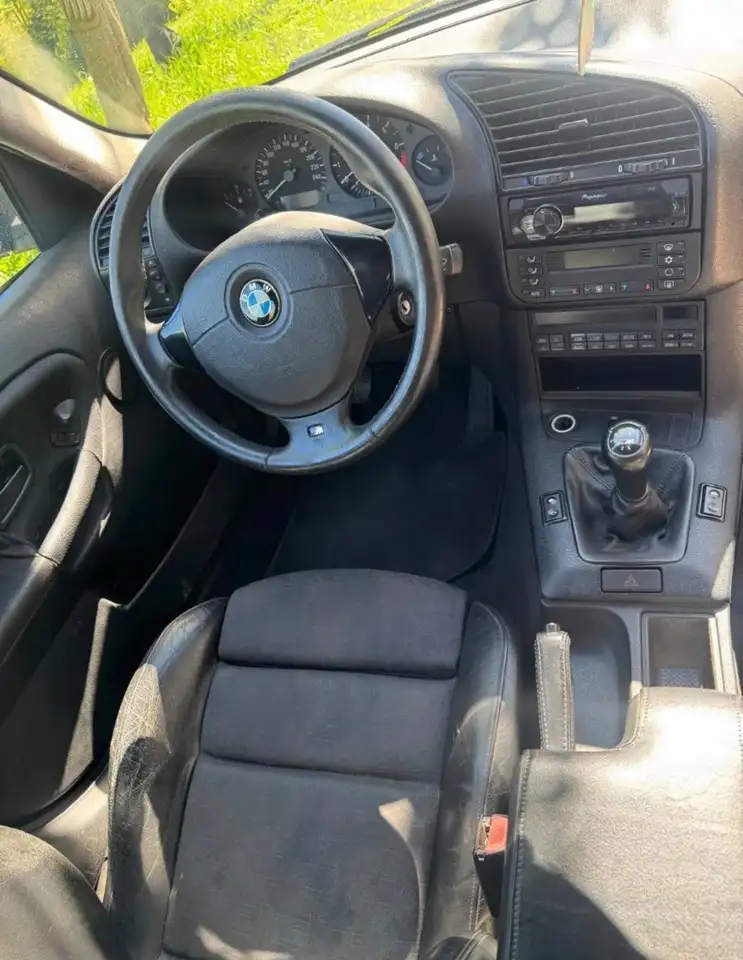 BMW 328i touring, foto 6