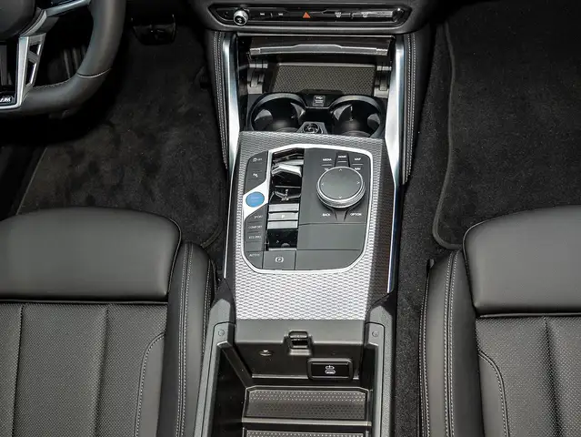 BMW I4 view 7