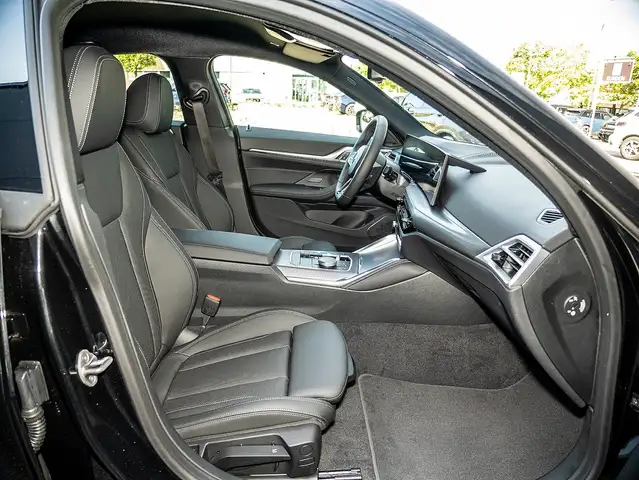 BMW I4 view 4