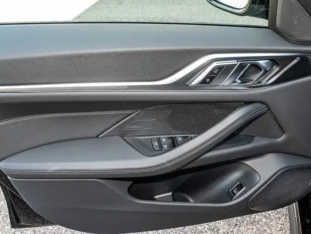 BMW I4 view 14