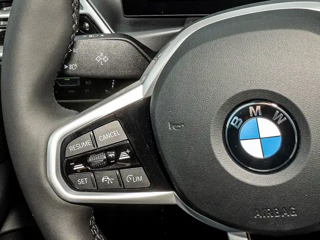 BMW I4 view 11