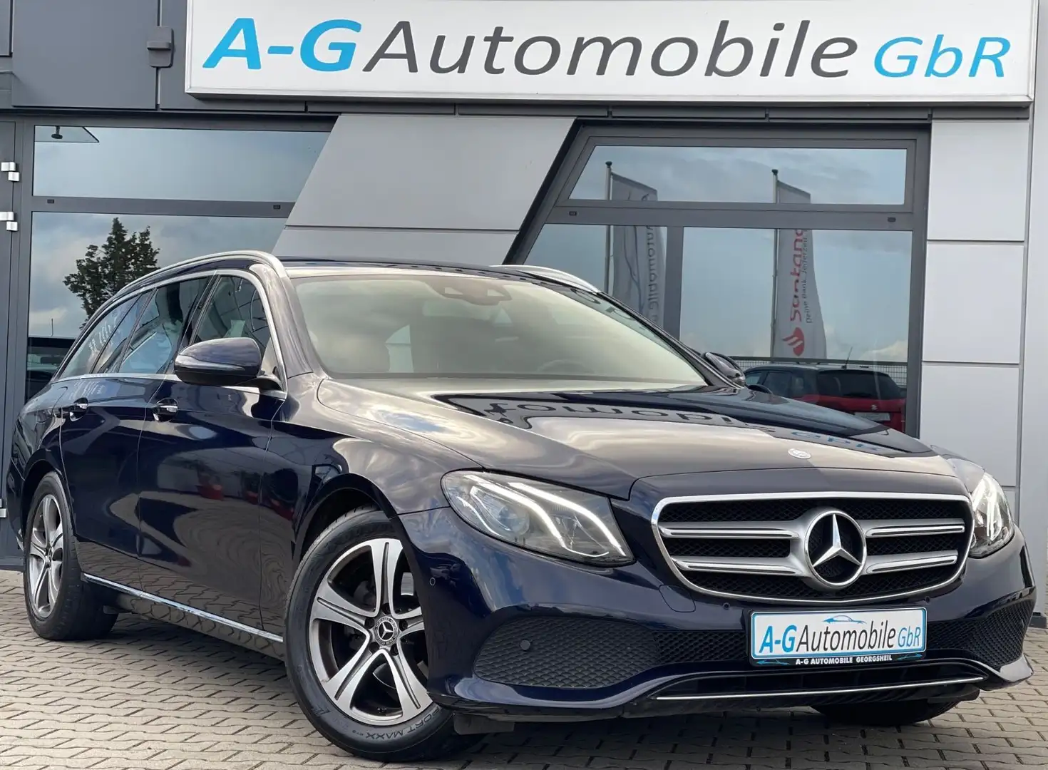 Mercedes-Benz E 220 d T-Modell-Avantgarde-Widescreen Cockpit - 1
