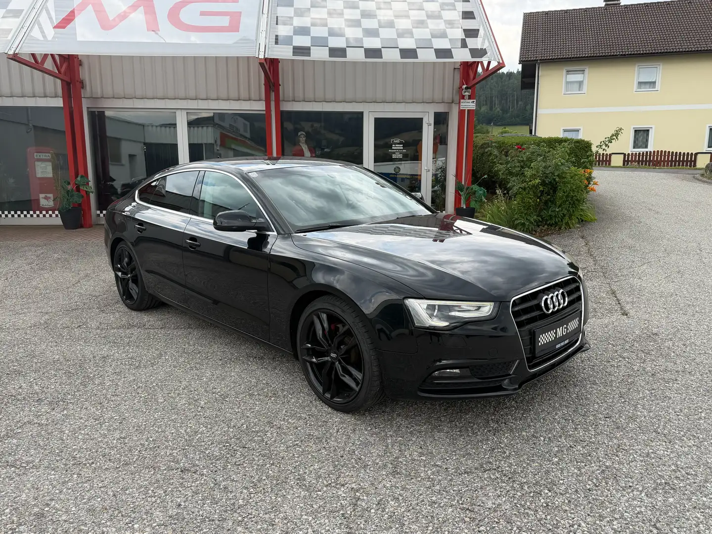 Audi A5 2.0 TDI Schwarz - 1
