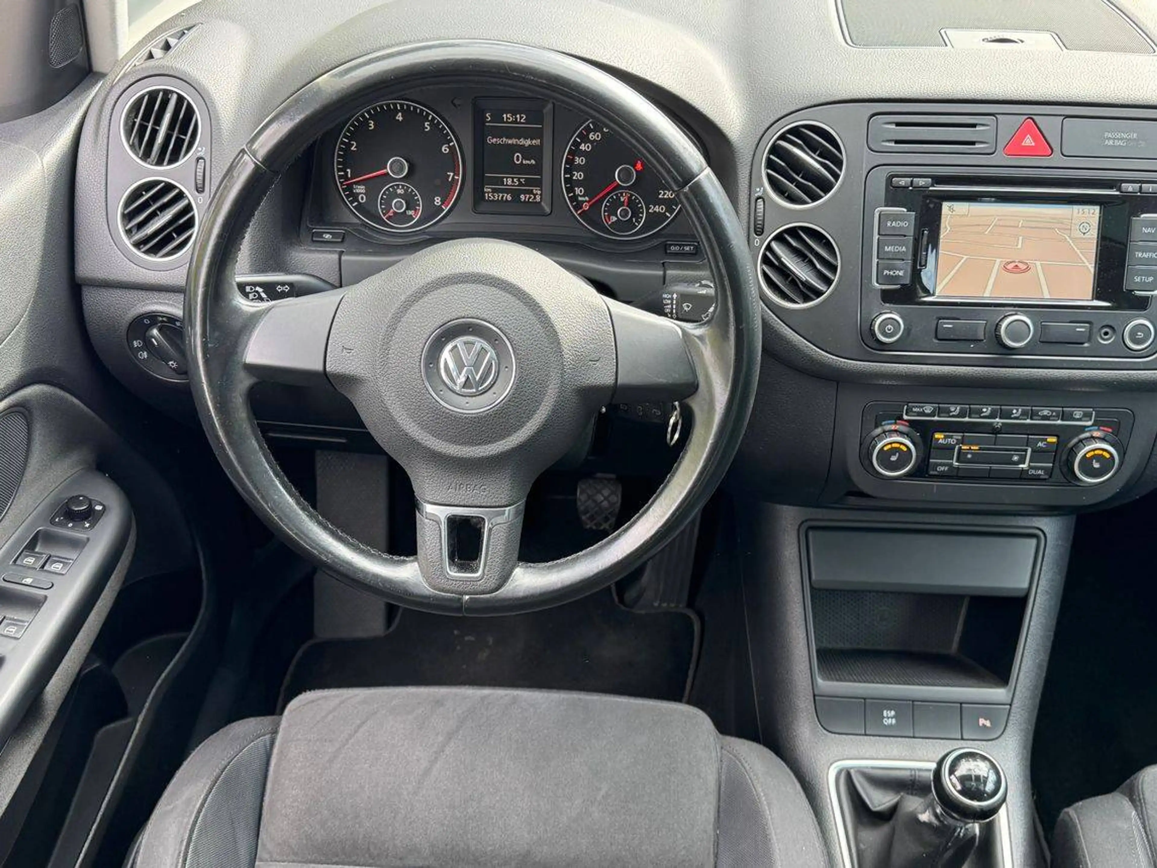 Volkswagen Golf Plus Highline-1.Besitz-VW Scheckheftgeplegt — photo 12