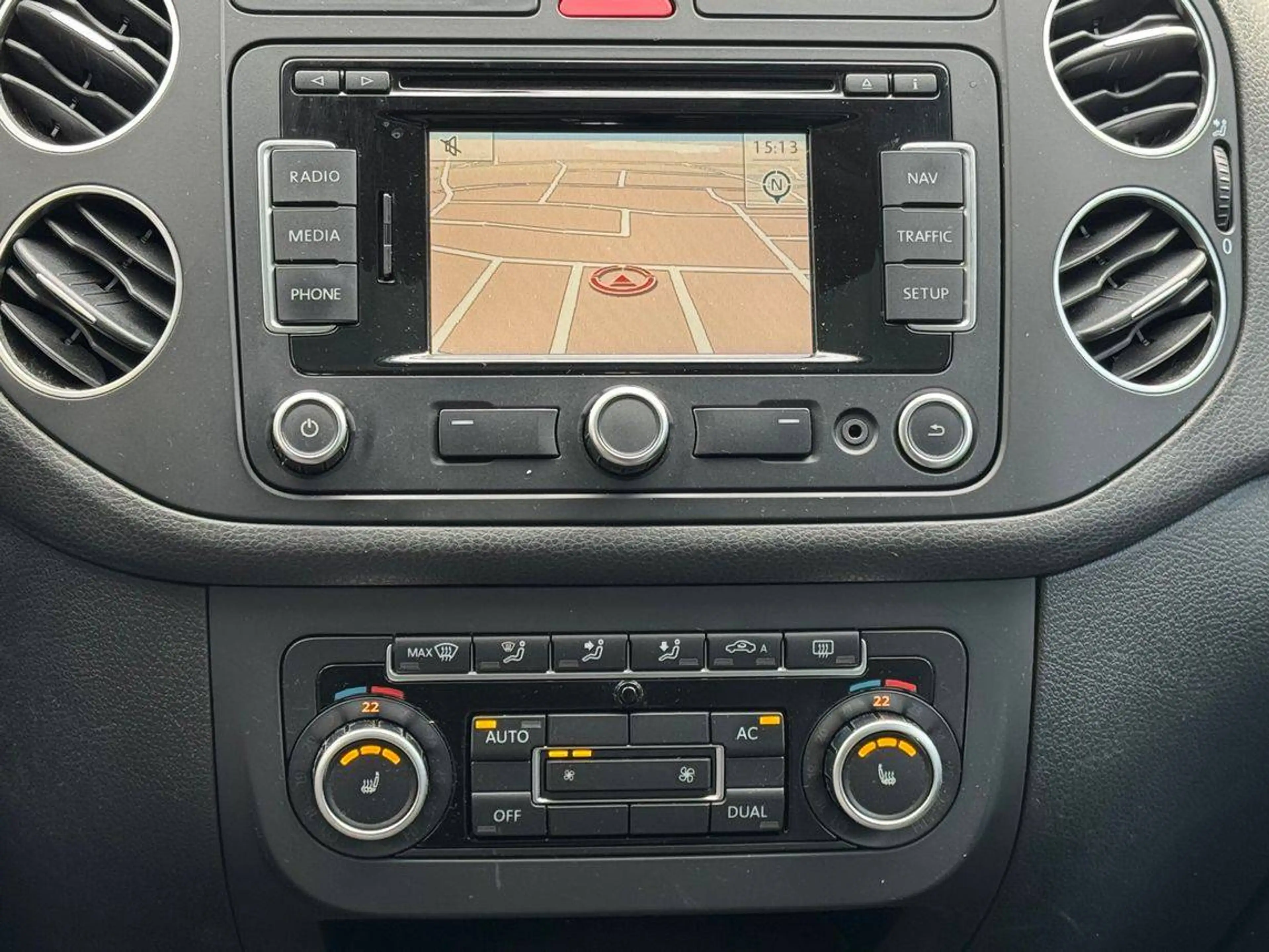 Volkswagen Golf Plus Highline-1.Besitz-VW Scheckheftgeplegt — photo 13