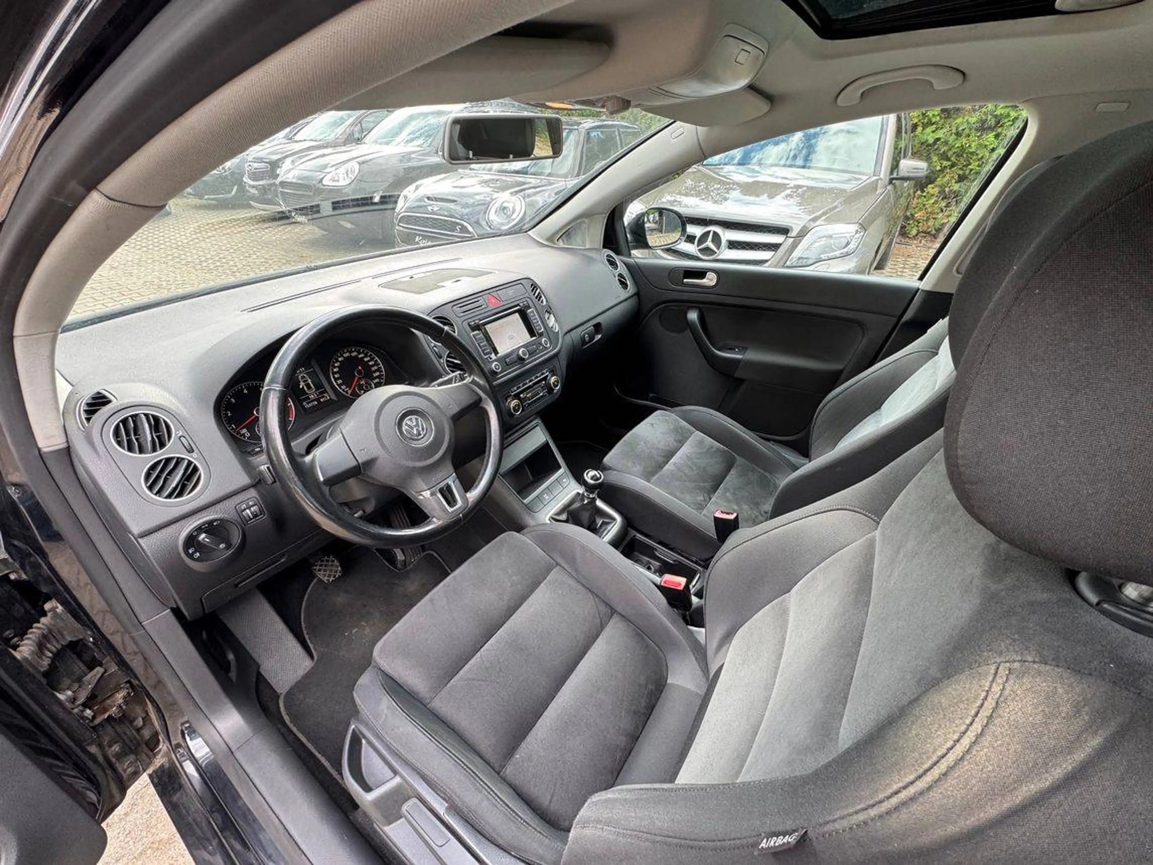 Volkswagen Golf Plus Highline-1.Besitz-VW Scheckheftgeplegt — photo 9