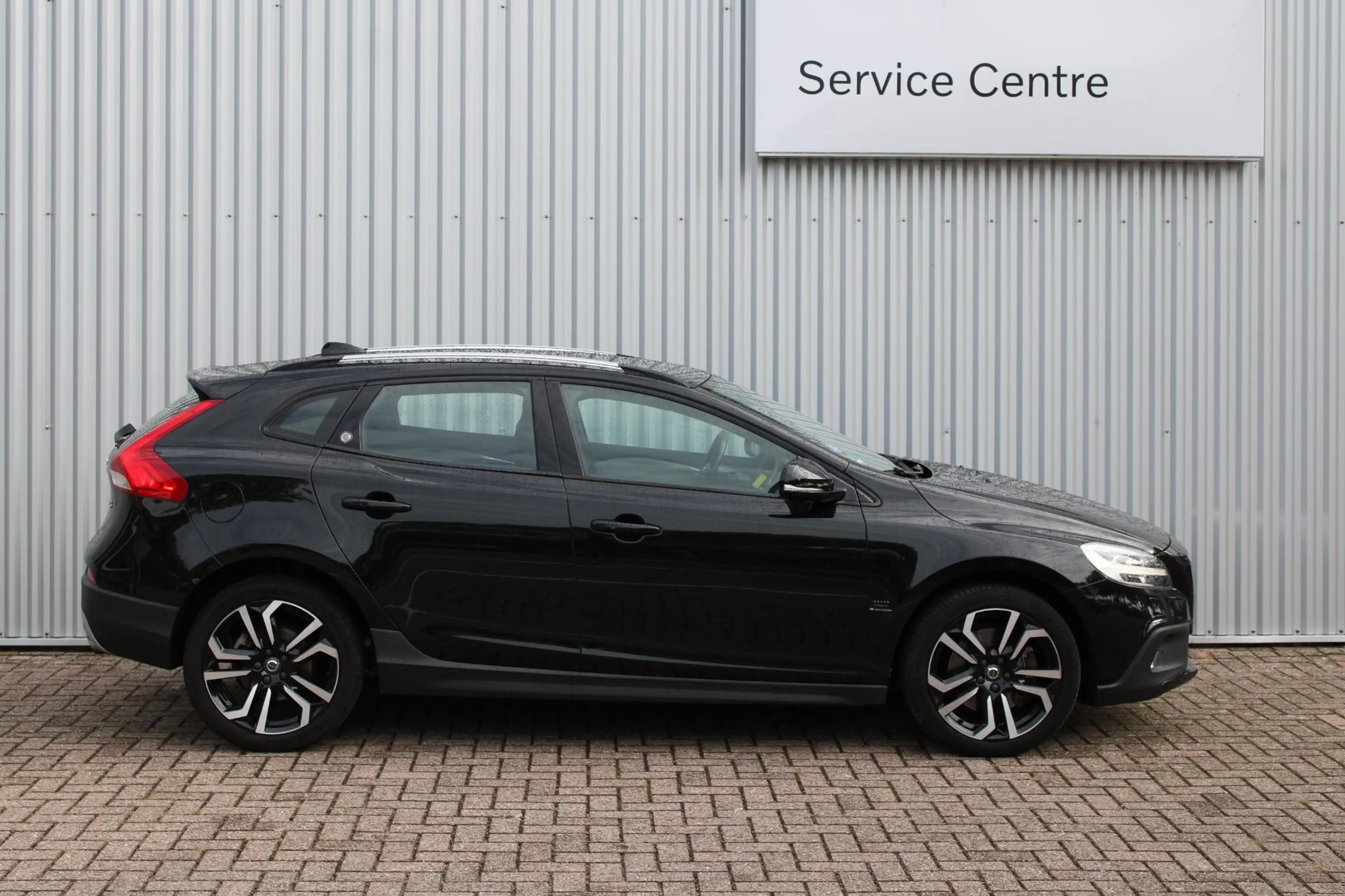 Volvo V40 Cross Country 1.5 T3 Summum | Luxury Line| Henk Scholten 35 Anni — photo 5