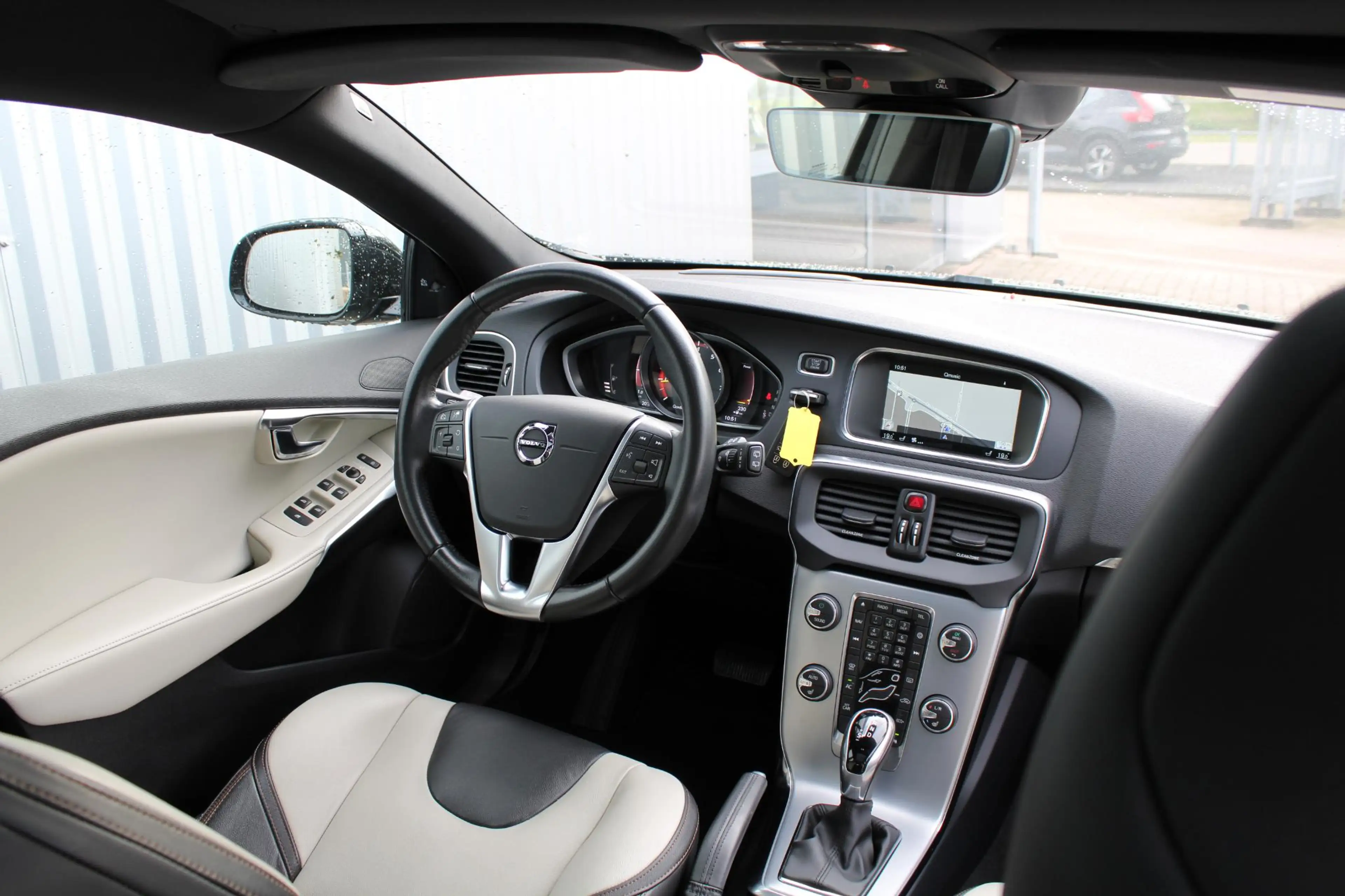Volvo V40 Cross Country 1.5 T3 Summum | Luxury Line| Henk Scholten 35 Anni — photo 11