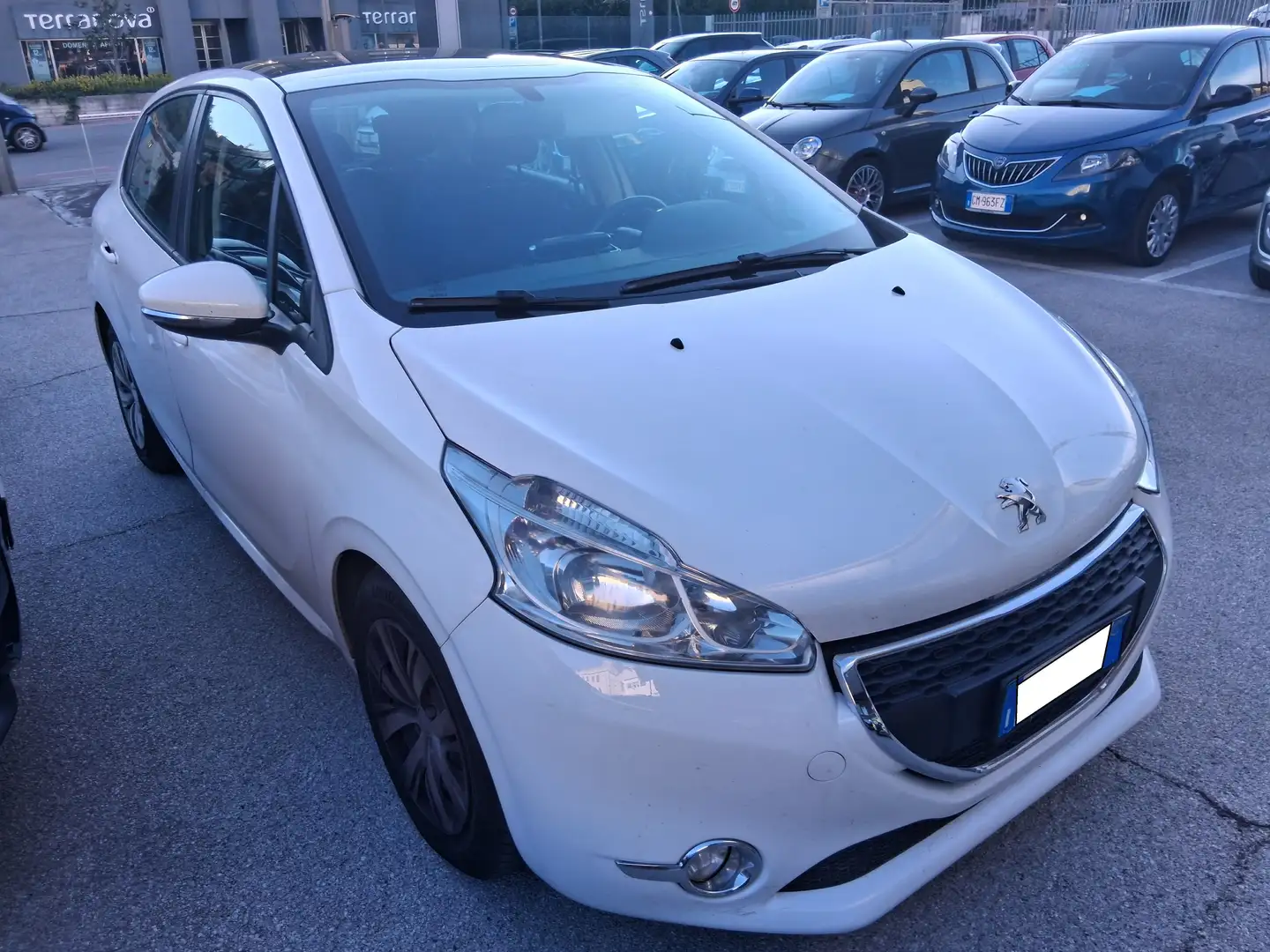 Peugeot 208 208 I 2012 5p 1.6 e-hdi 8v Active ''TETTO -PDC'' Bianco - 2