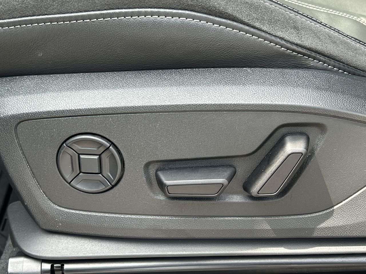 2022 Audi Q3 45 2.0T Progressiv quattro 8sp Tiptronic | Clean A thumb 20
