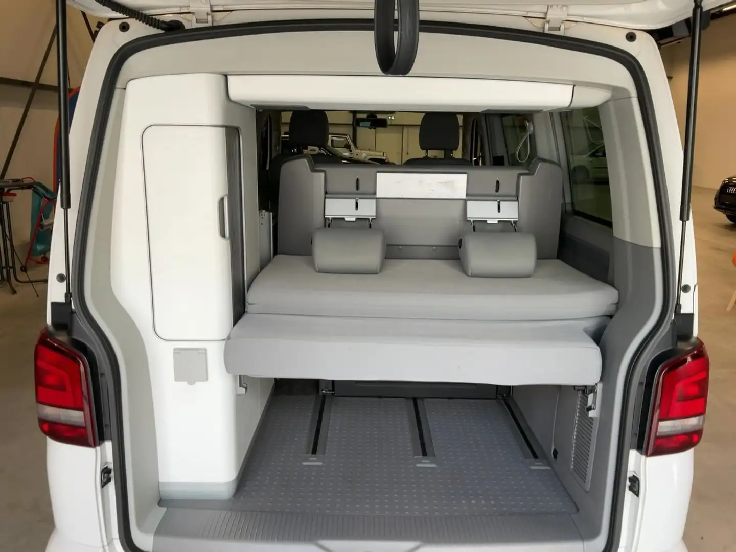Volkswagen T5 California 2.0 TDI Comfortline Aufstelldach Weiß - 1