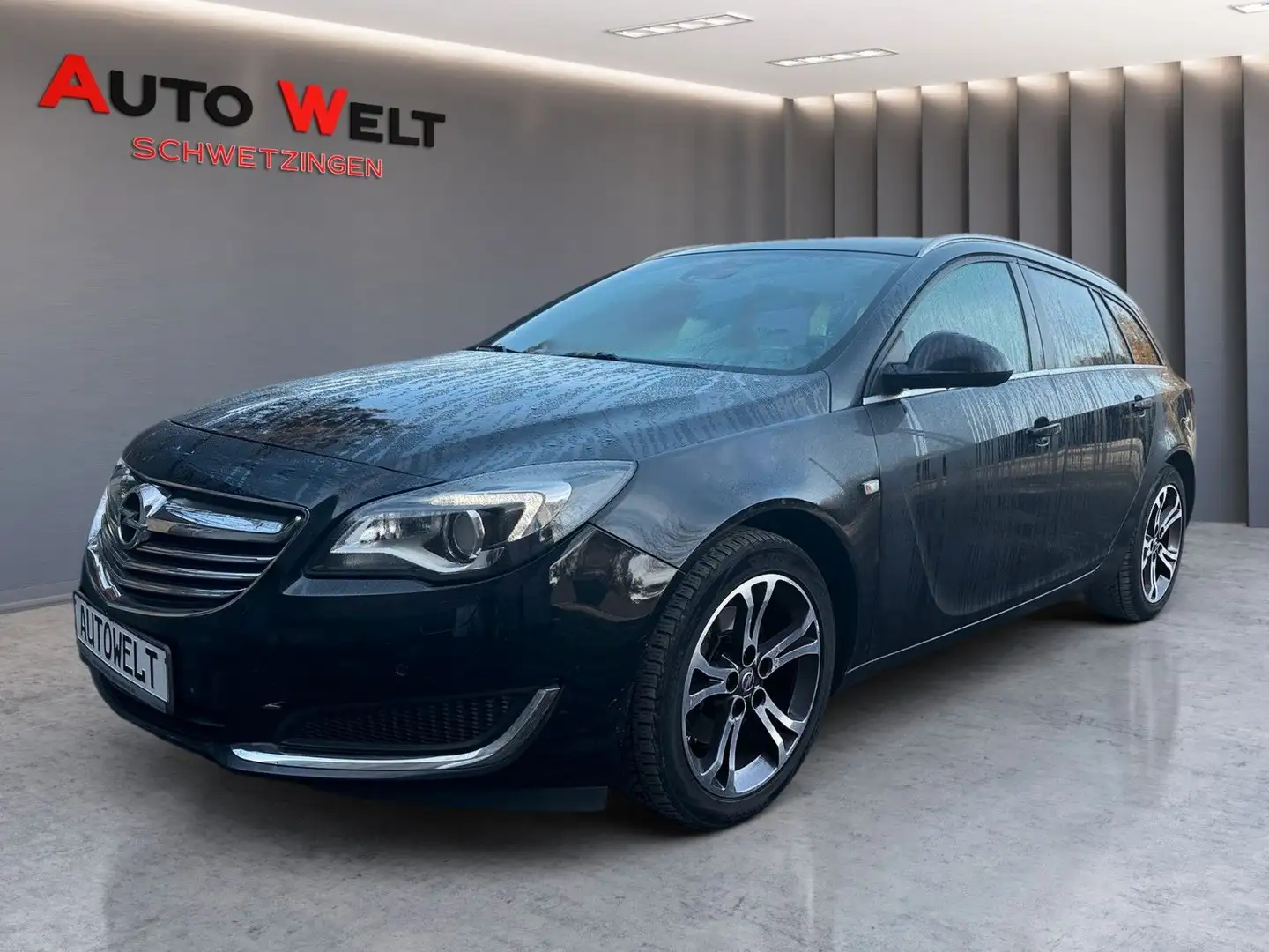 Opel Insignia A Sports Tourer Business Edition Schwarz - 1