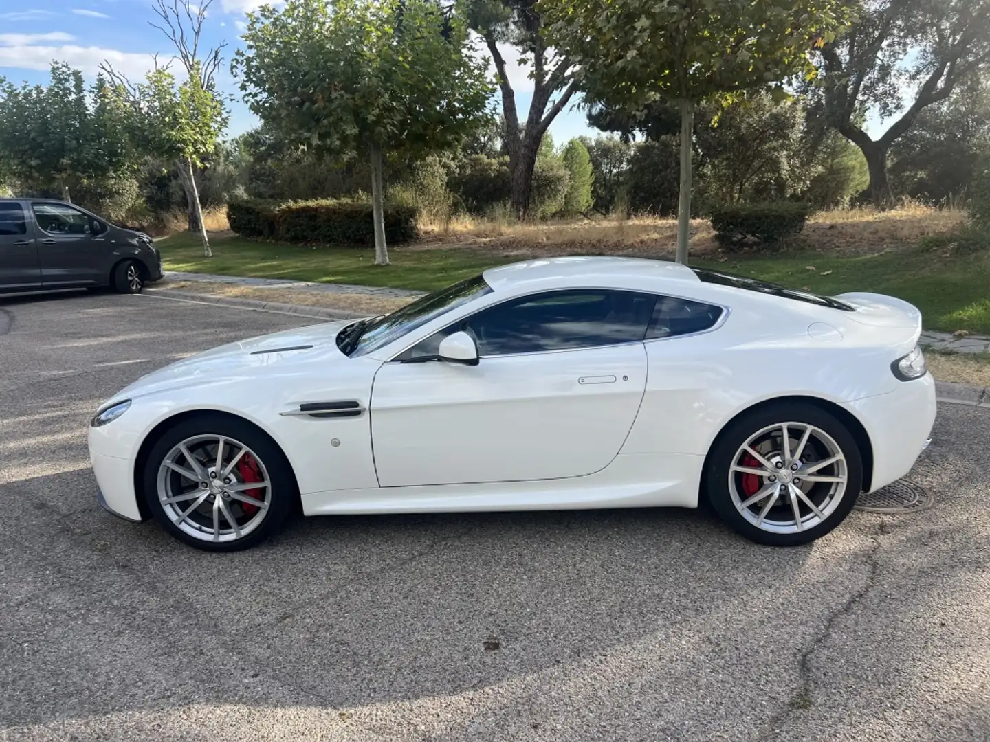 Aston Martin Vantage V8 S Roadster Sportshift II Blanco - 2
