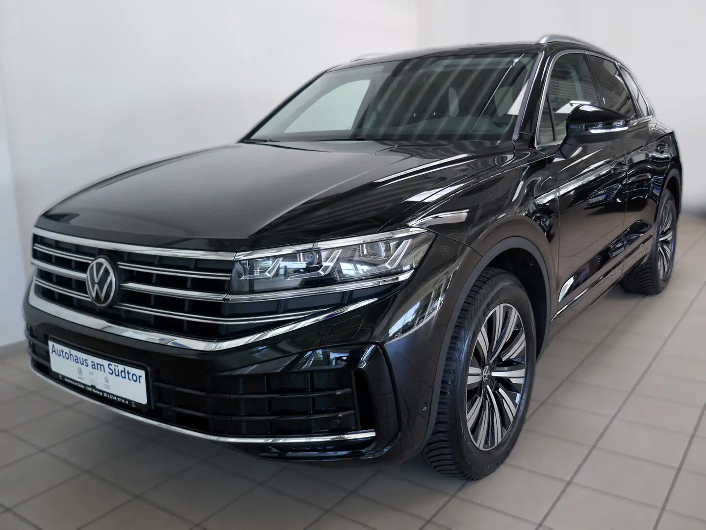 Volkswagen Touareg Elegance 4M 3.0 TDI | LED AHK RFK ACC Schwarz - 2