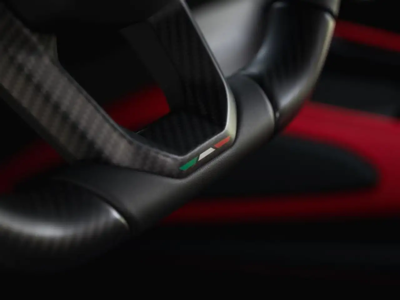 Lamborghini Revuelto снимка Lamborghini Revuelto
