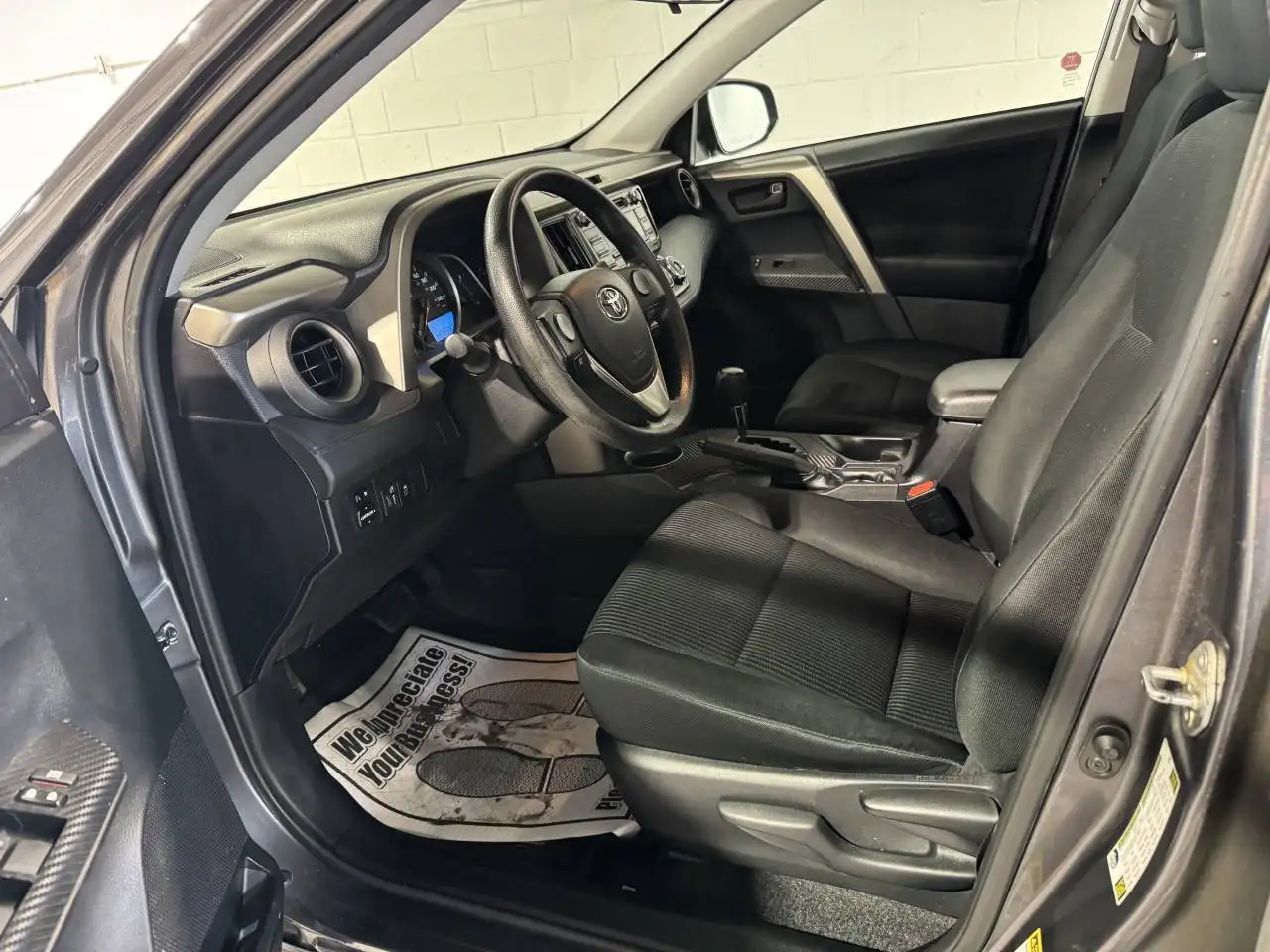 Toyota RAV 4 photo Toyota RAV 4
