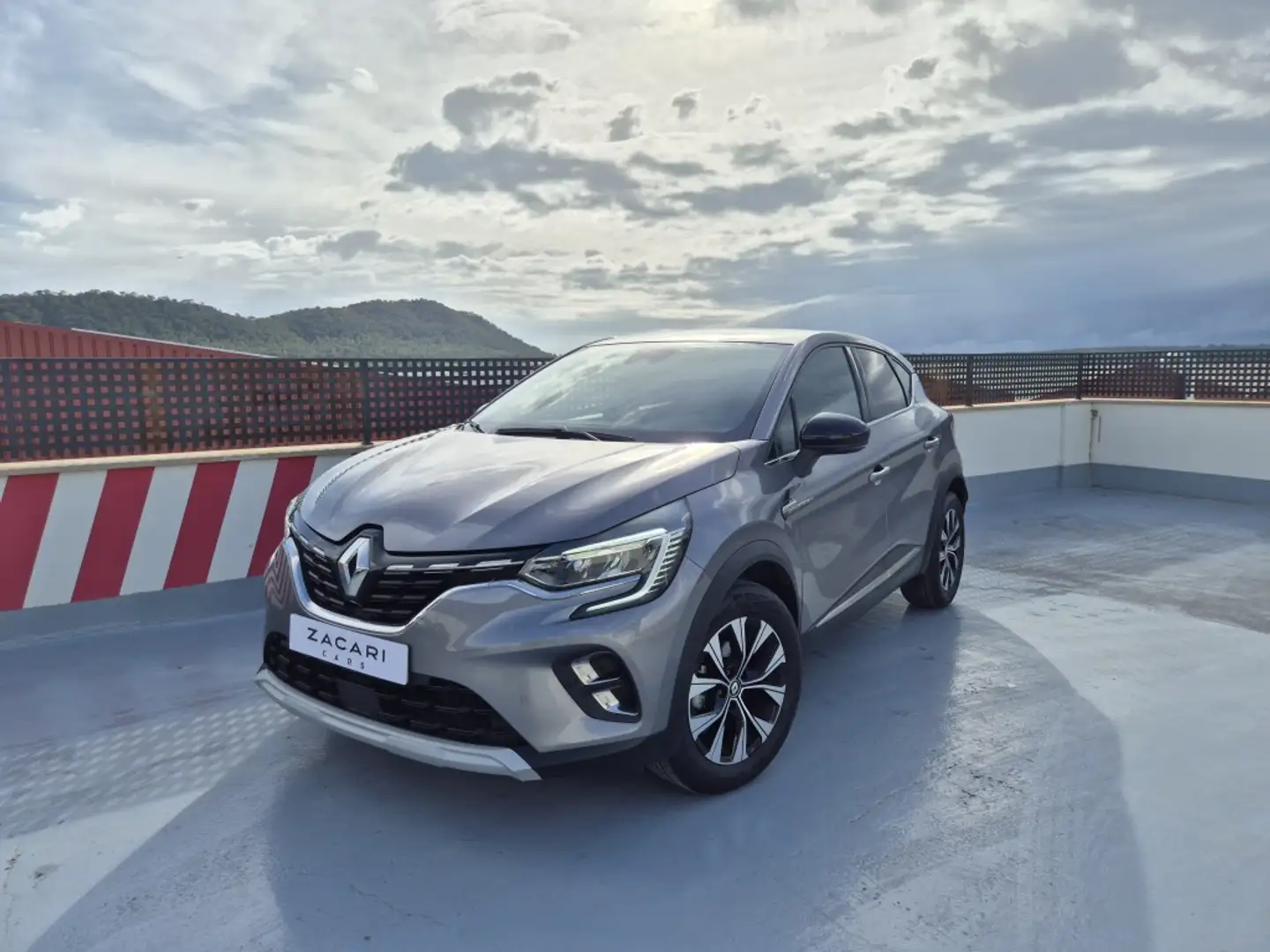 Renault Captur TCe GPF Micro Híbrido Zen103kW Gris - 2