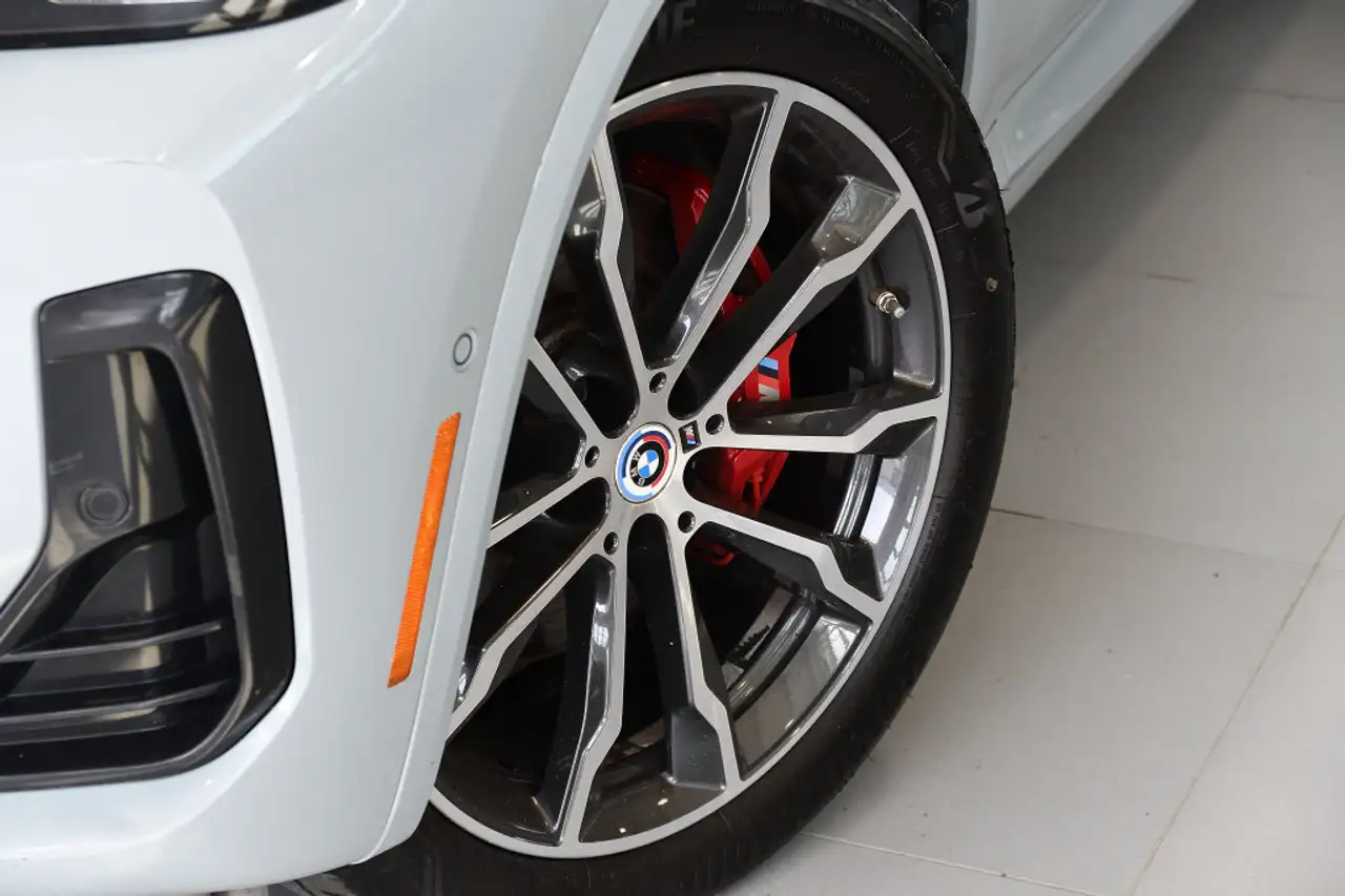 BMW X4 снимка BMW X4