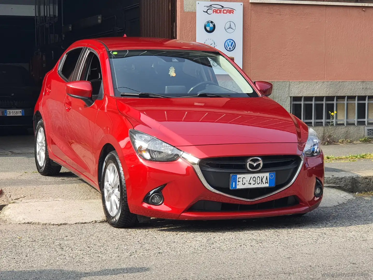 Mazda 2 1.5 Skyactiv-G Rosso - 1