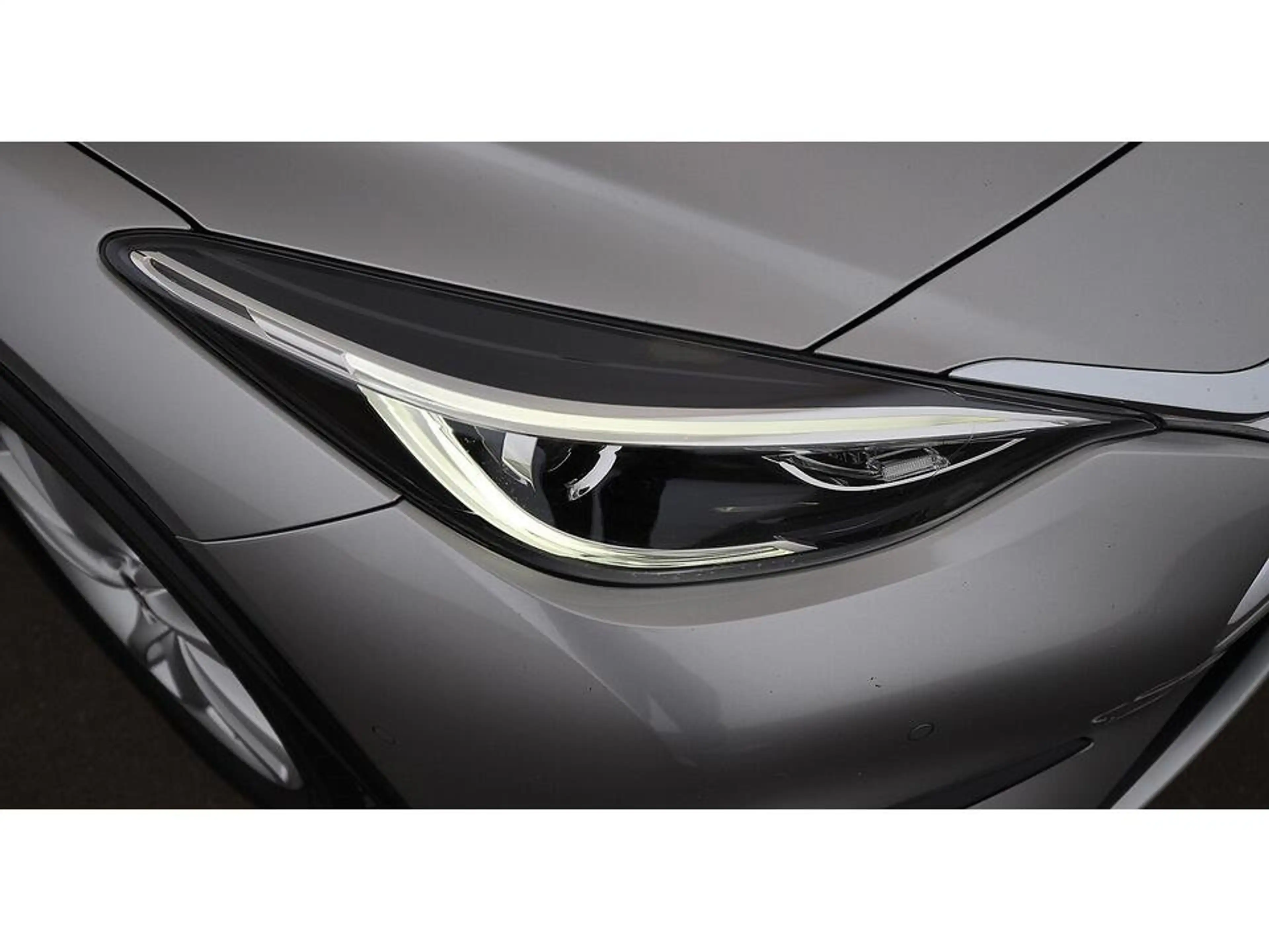 Infiniti Q30 2.2d Aut NAVI SITZHZG TEMPOMAT PARKHILFE — photo 10