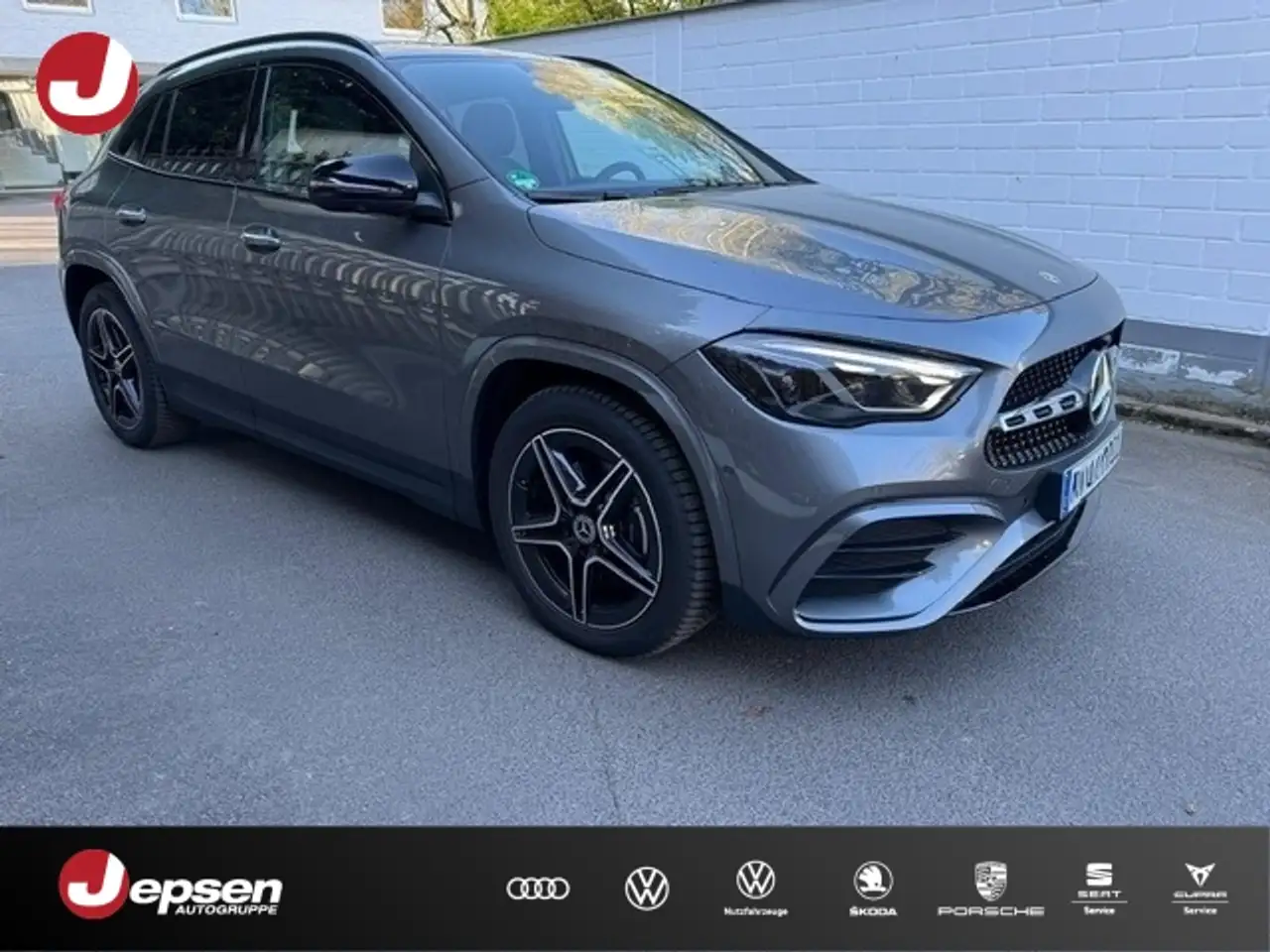 Mercedes-Benz GLA 220