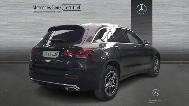 Mercedes-Benz 300 view 2