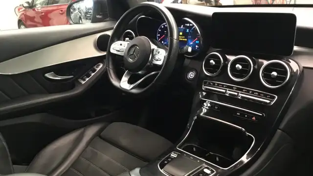 Mercedes-Benz 300 view 10