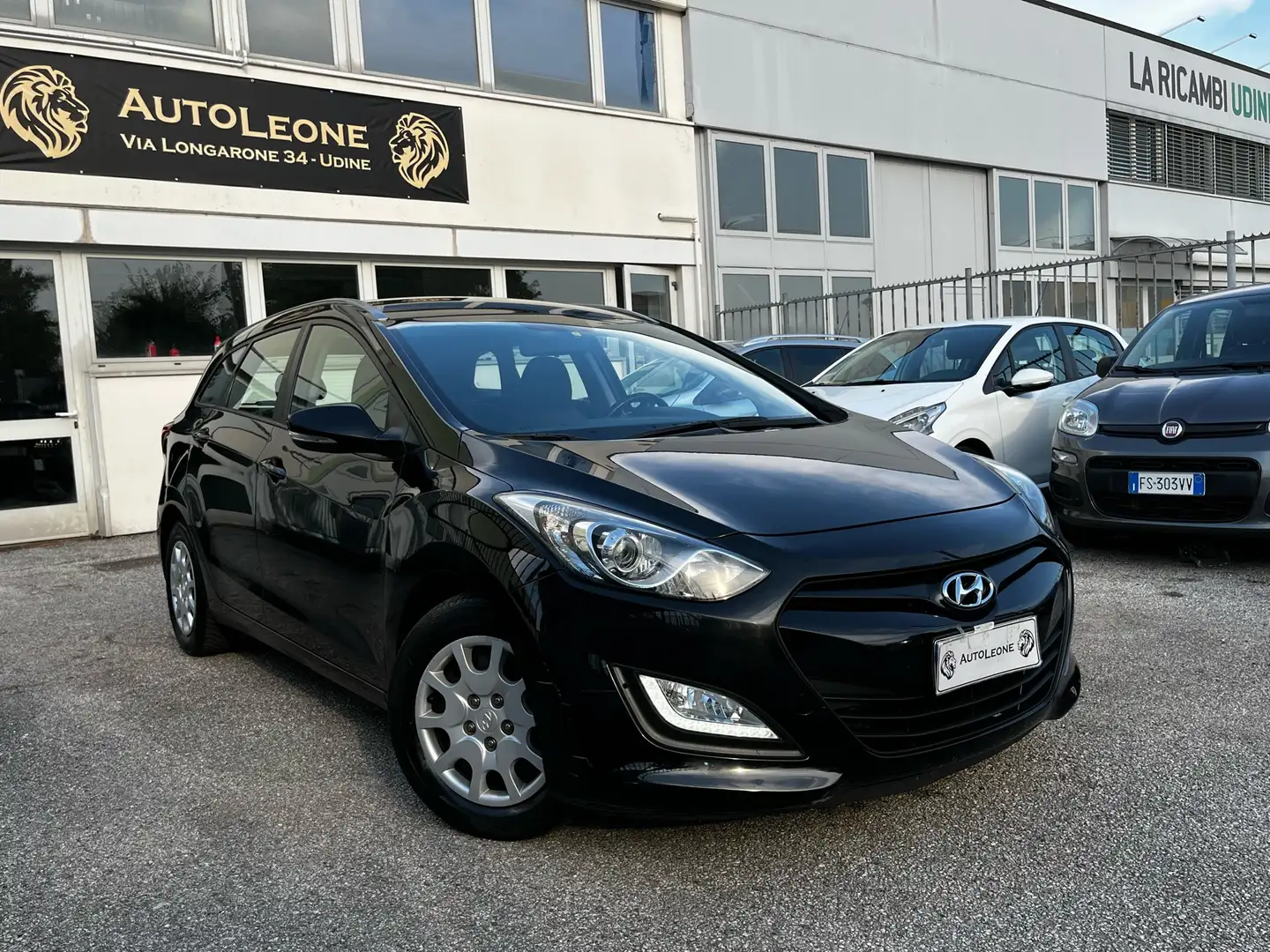 Hyundai i30 Wagon 1.6 crdi 110cv OTTIMO STATO - OK NEOPATENTI Nero - 1
