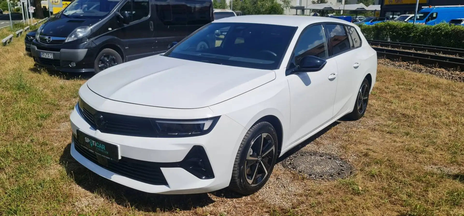 Opel Astra ST GS-Line Weiß - 1