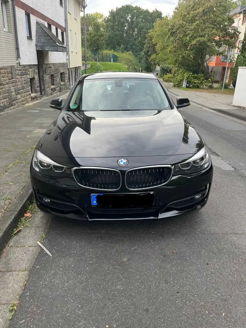 BMW 318 318 d Noir - 1