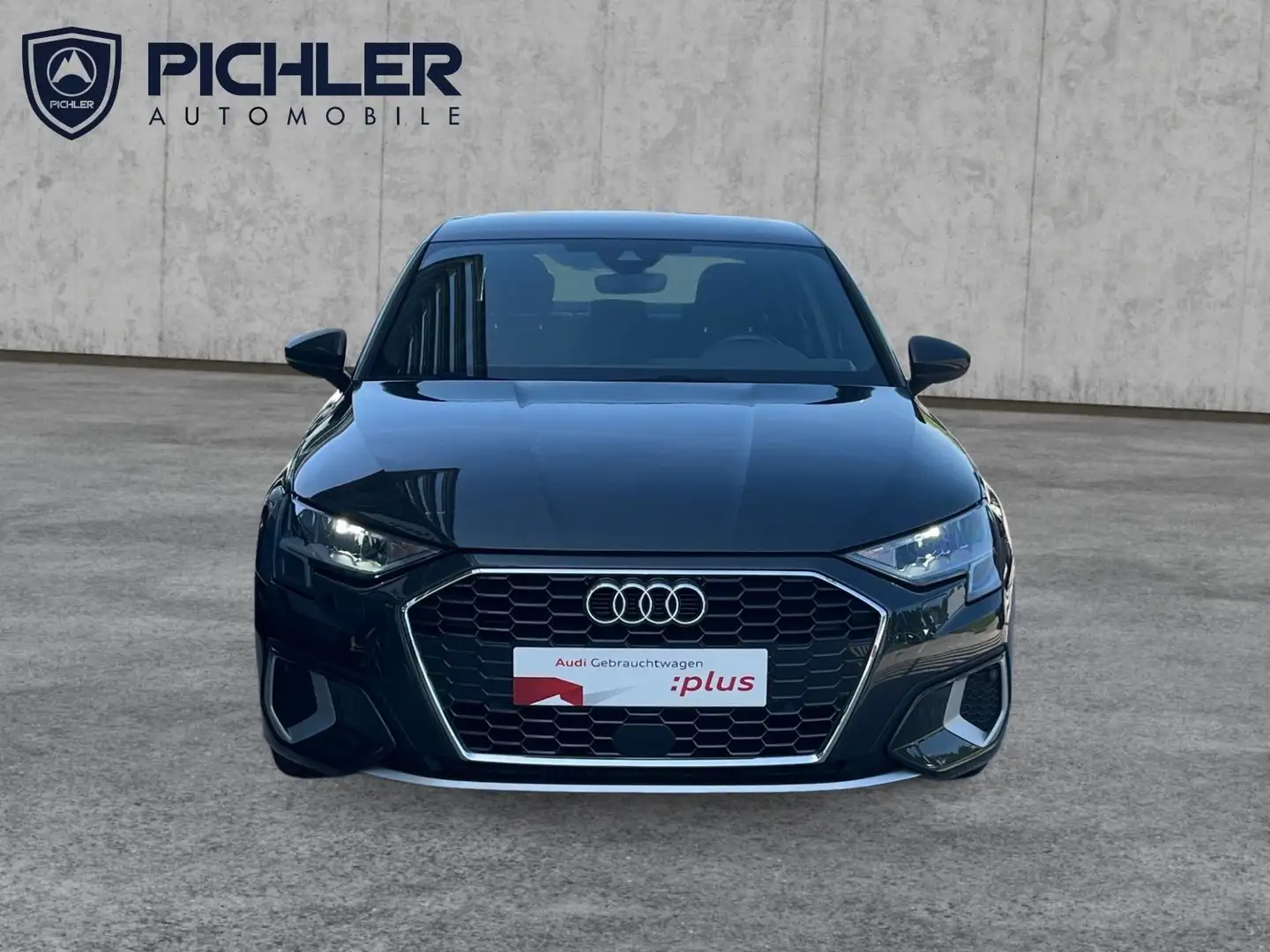 Audi A3 Limousine 30 TFSI advanced ext. Gris - 2