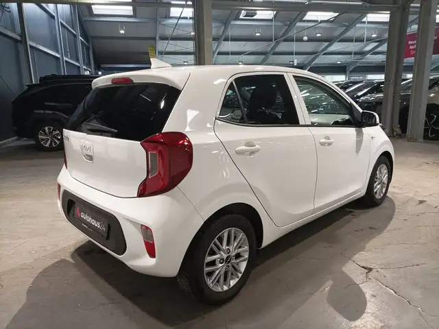 Kia Picanto view 5