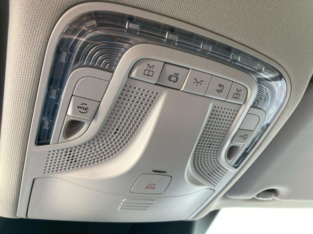 Mercedes-Benz V 220