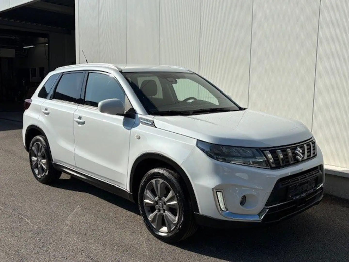 Suzuki Vitara 1.4T GL+ Wit - 1