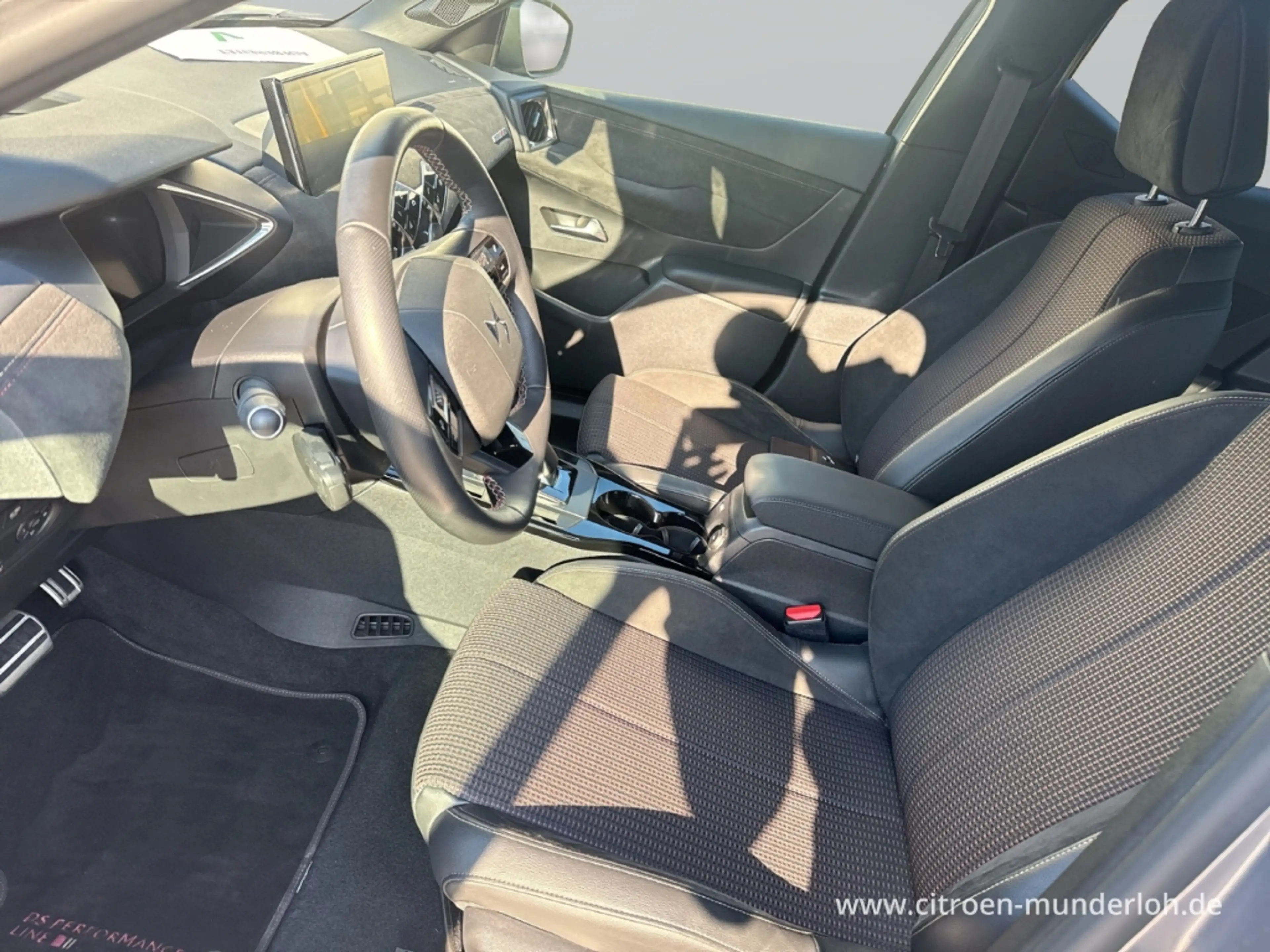 DS Automobiles DS 3 Crossback E-Tense Performance Elektromotor HUD Navi LED — photo 10