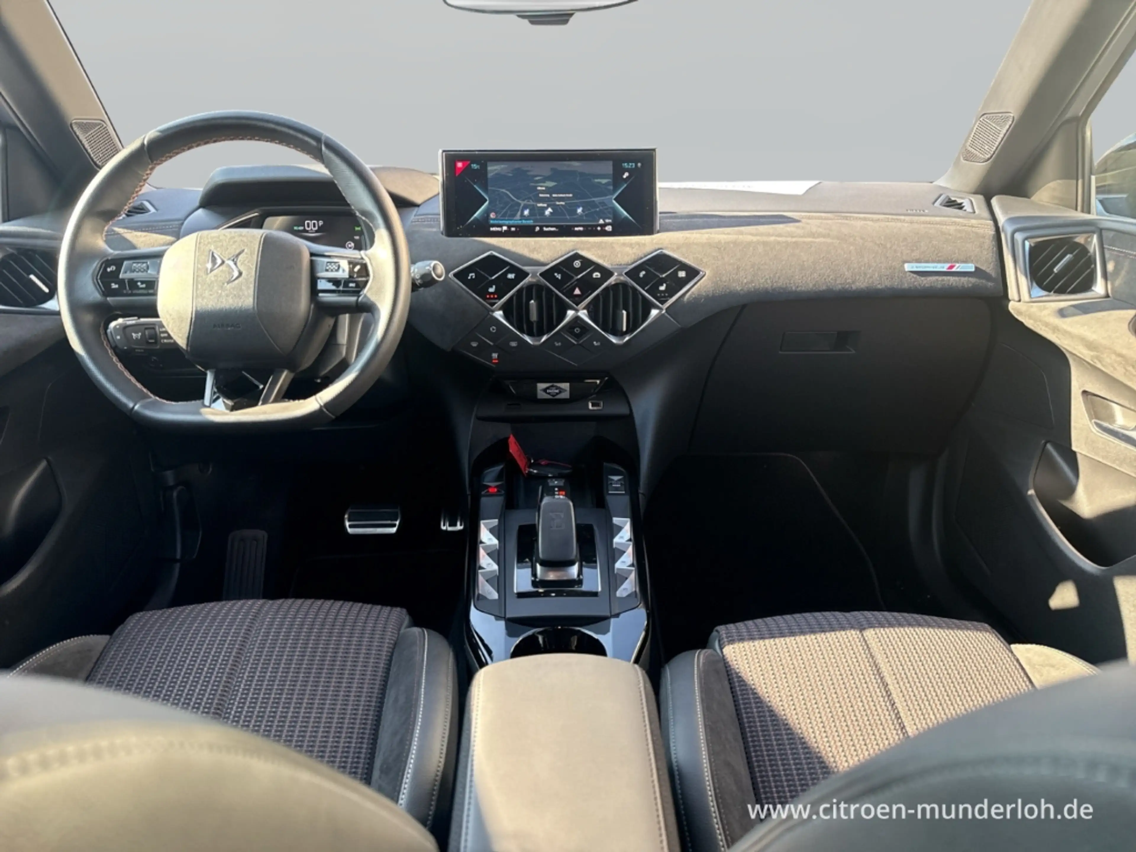 DS Automobiles DS 3 Crossback E-Tense Performance Elektromotor HUD Navi LED — photo 8