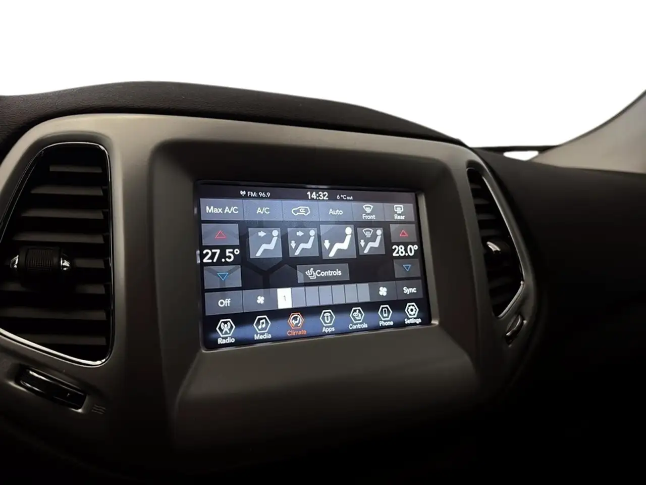 Jeep Compass снимка Jeep Compass