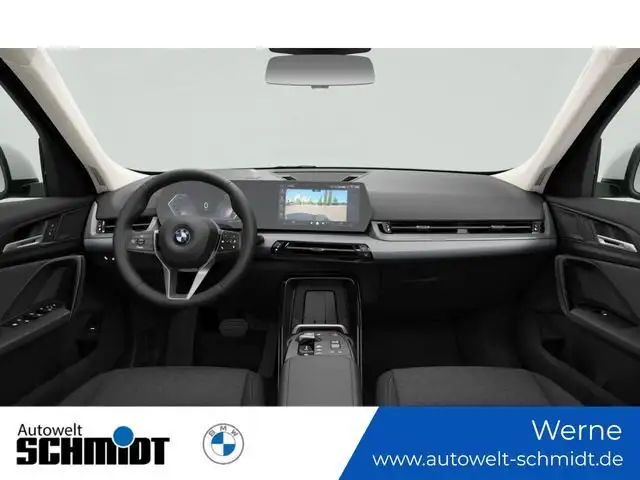 BMW X1 view 4